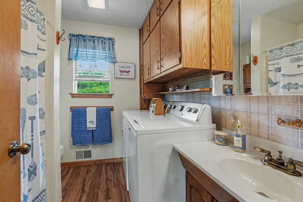 3452 W Lake Drive Orient Township MI 49679
