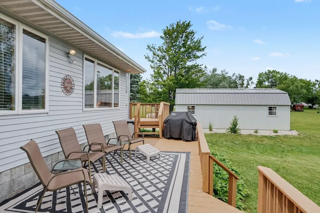 3452 W Lake Drive Orient Township MI 49679