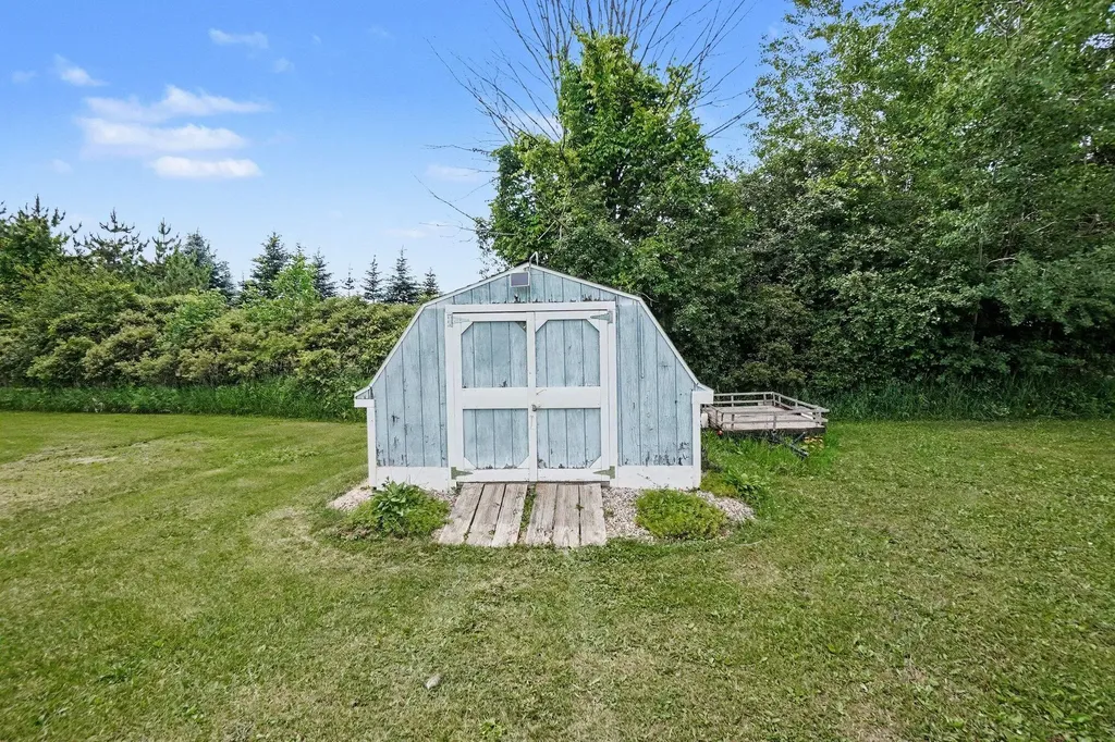 3452 W Lake Drive Orient Township MI 49679