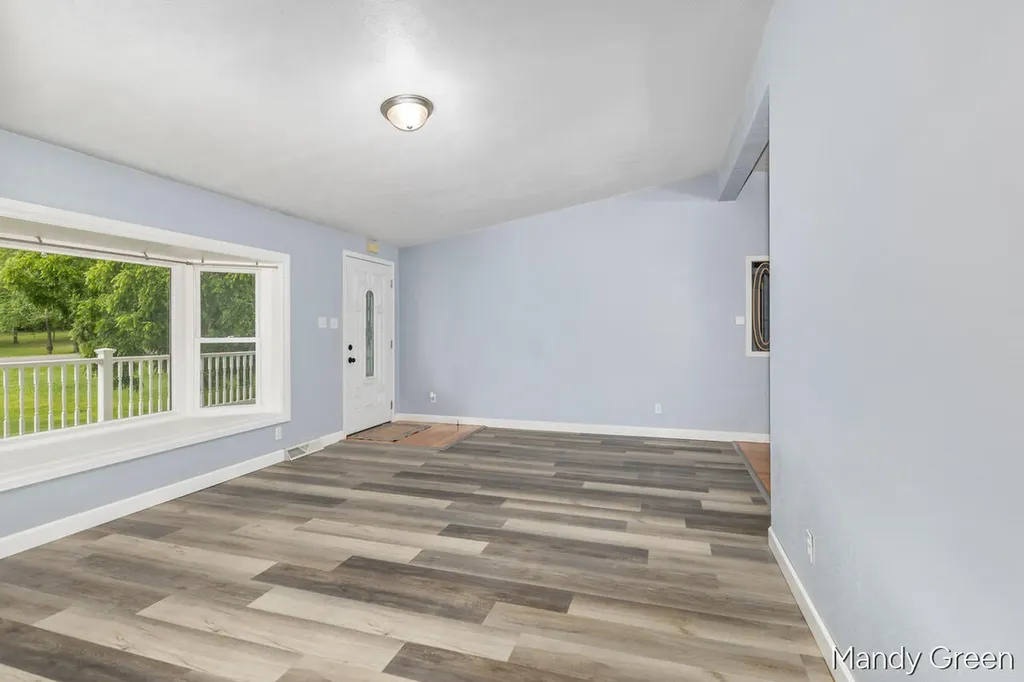 518 N Williams Street Carson City City MI 48811