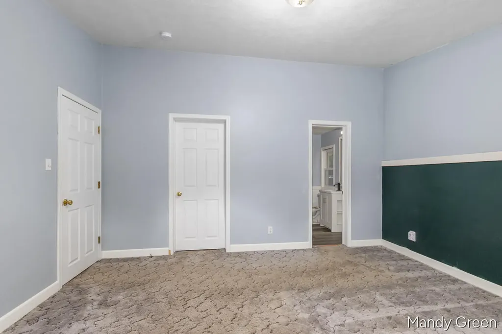 518 N Williams Street Carson City City MI 48811
