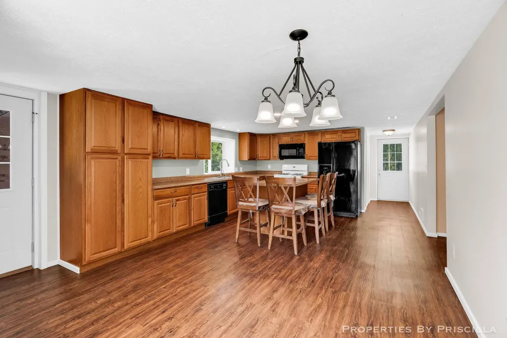 16134 Peach Ridge Avenue NW Tyrone Township MI 49330
