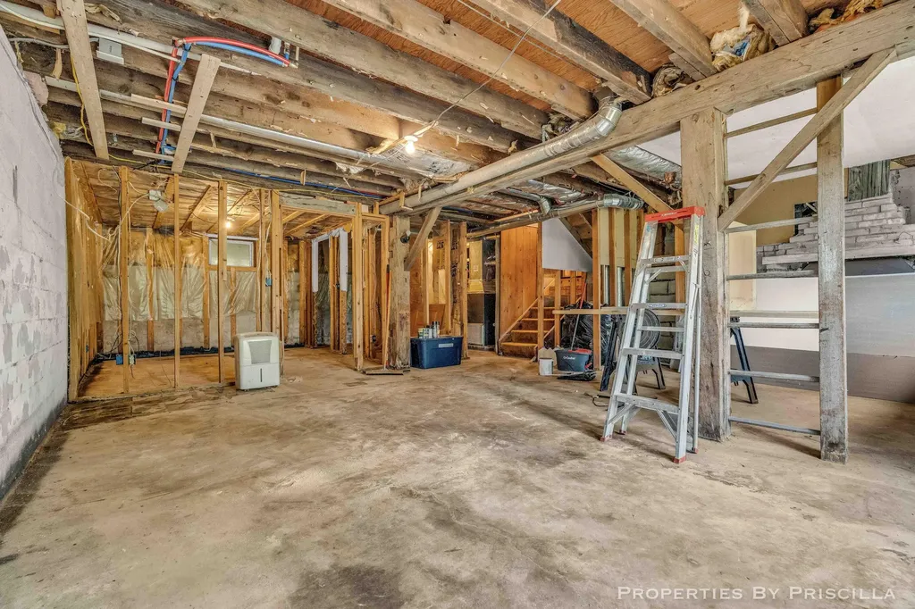 16134 Peach Ridge Avenue NW Tyrone Township MI 49330