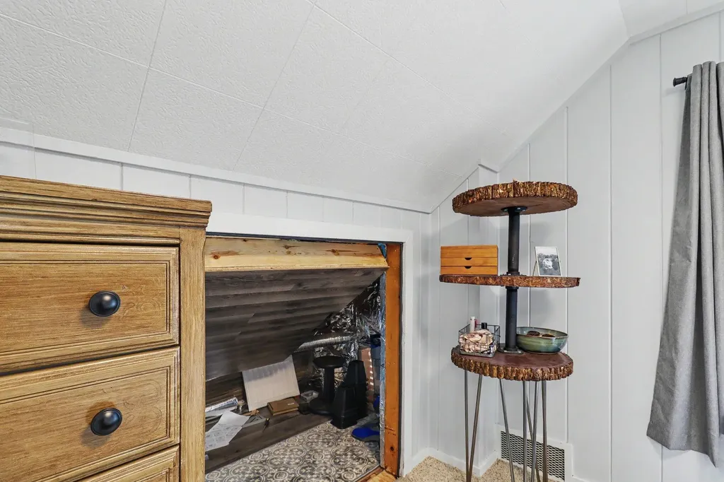 1055 Kelsey Street NE Grand Rapids City MI 49505
