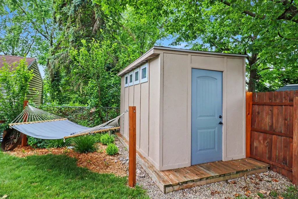 1055 Kelsey Street NE Grand Rapids City MI 49505