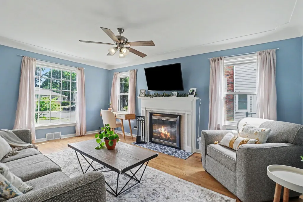 1055 Kelsey Street NE Grand Rapids City MI 49505