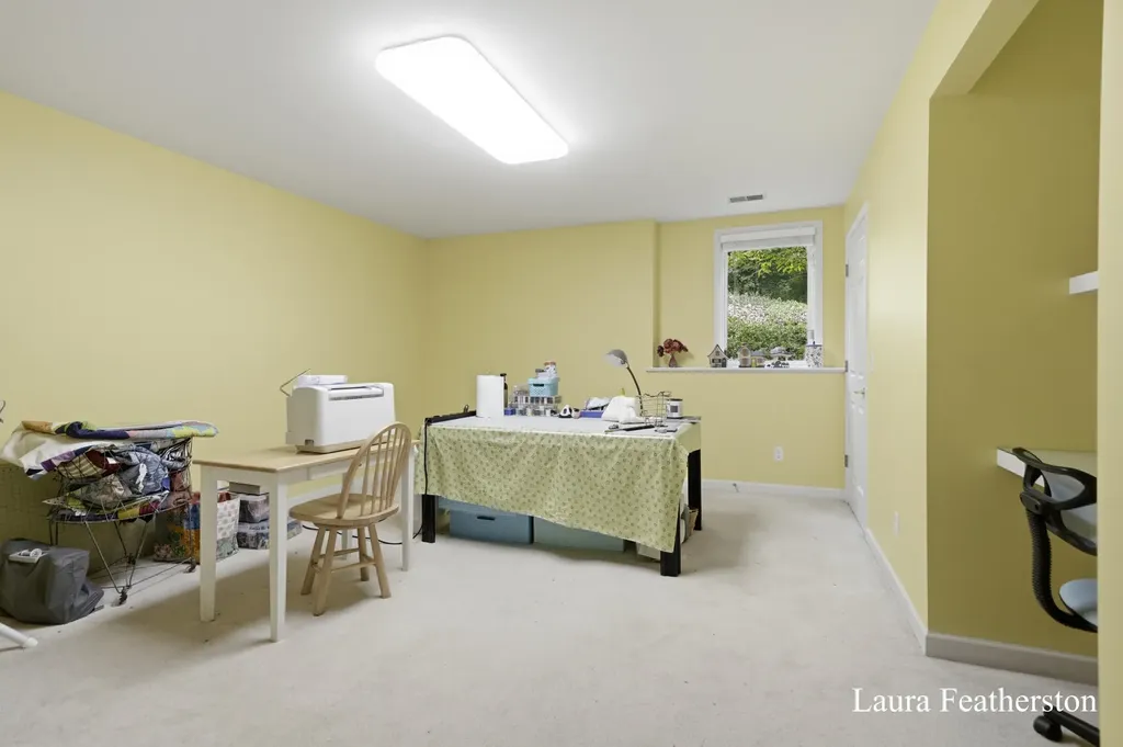 2291 Burton Pines Drive SE Kentwood City MI 49546