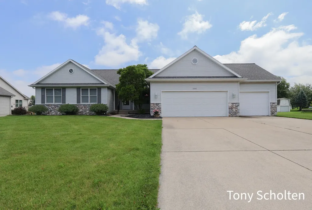 3890 Sundial Avenue Jamestown Charter Township MI 49426