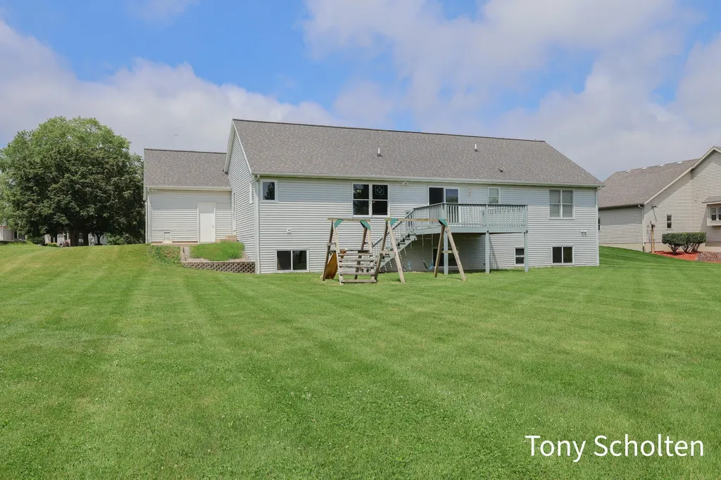 3890 Sundial Avenue Jamestown Charter Township MI 49426
