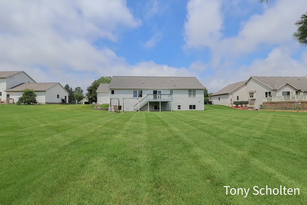 3890 Sundial Avenue Jamestown Charter Township MI 49426
