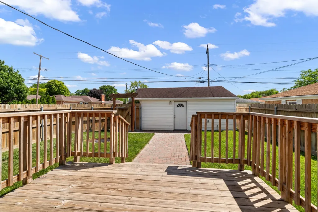 17448 Veronica Avenue Eastpointe City MI 48021
