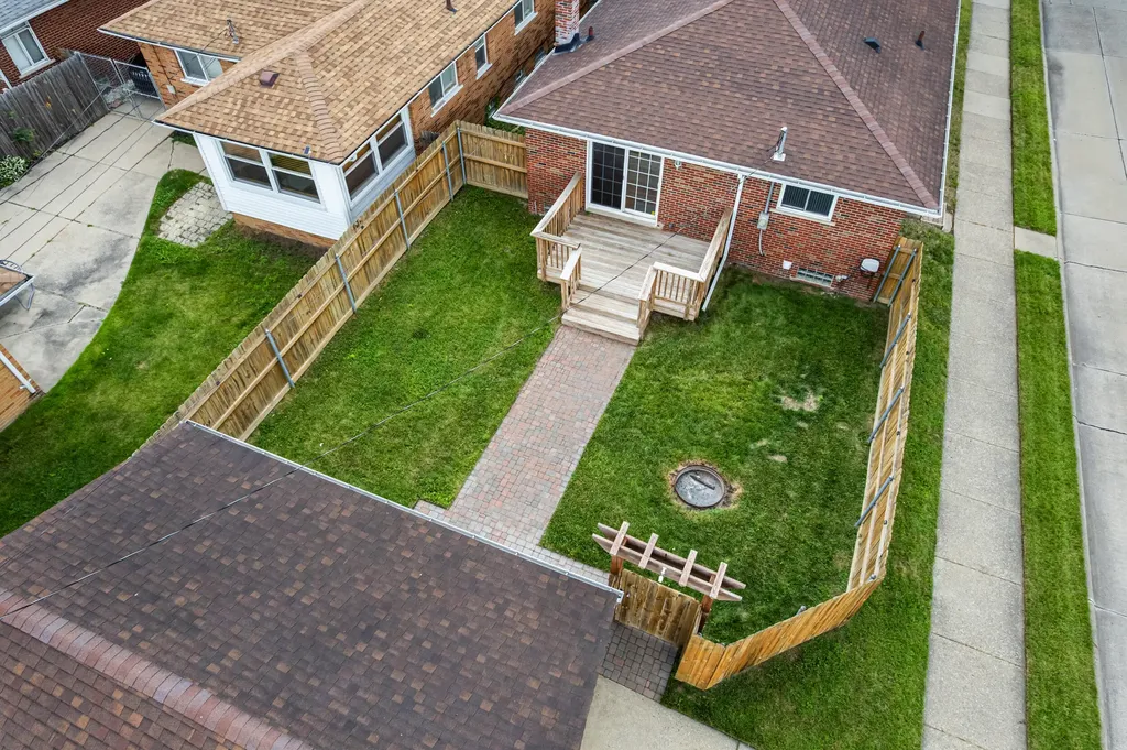 17448 Veronica Avenue Eastpointe City MI 48021