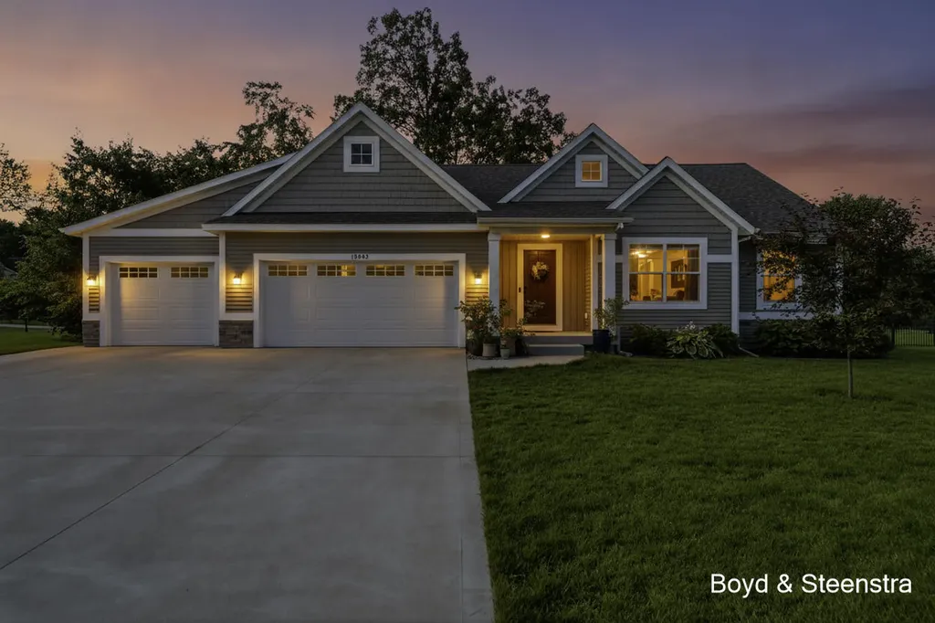 13092 Boulderway Trail Grand Haven Charter Township MI 49417