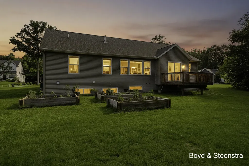 13092 Boulderway Trail Grand Haven Charter Township MI 49417