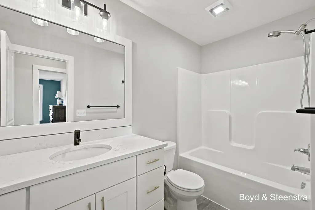 13092 Boulderway Trail Grand Haven Charter Township MI 49417