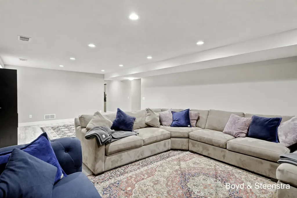 13092 Boulderway Trail Grand Haven Charter Township MI 49417