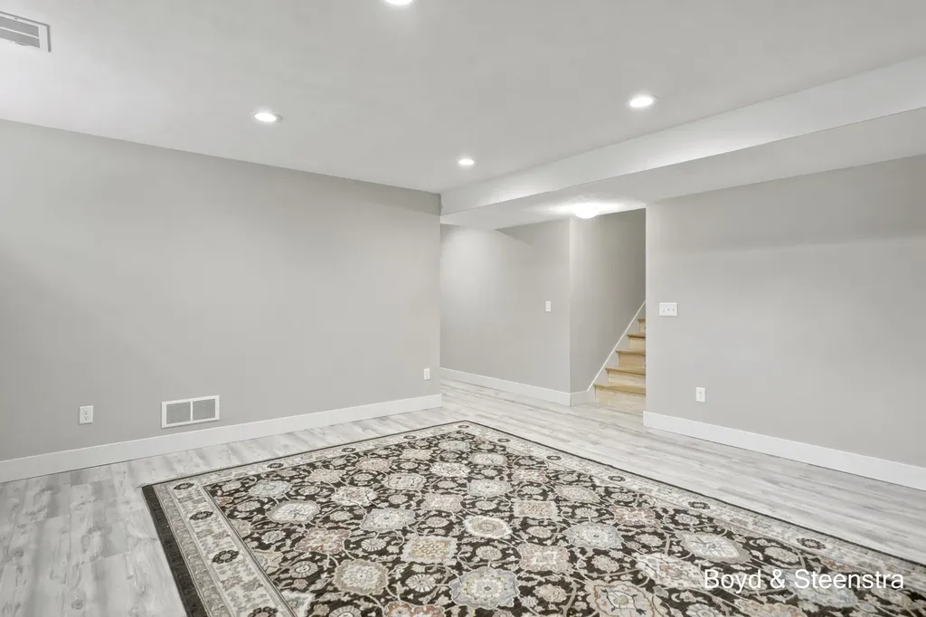 13092 Boulderway Trail Grand Haven Charter Township MI 49417
