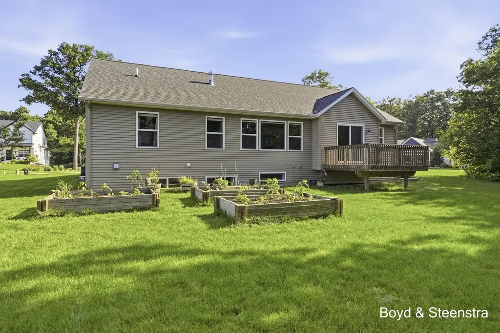 13092 Boulderway Trail Grand Haven Charter Township MI 49417