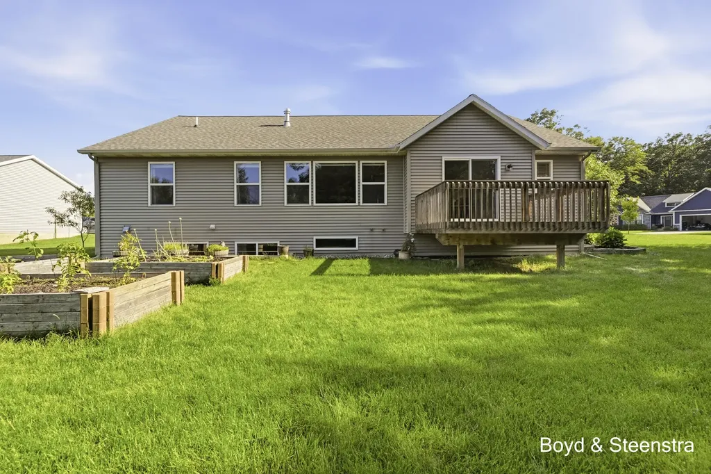 13092 Boulderway Trail Grand Haven Charter Township MI 49417