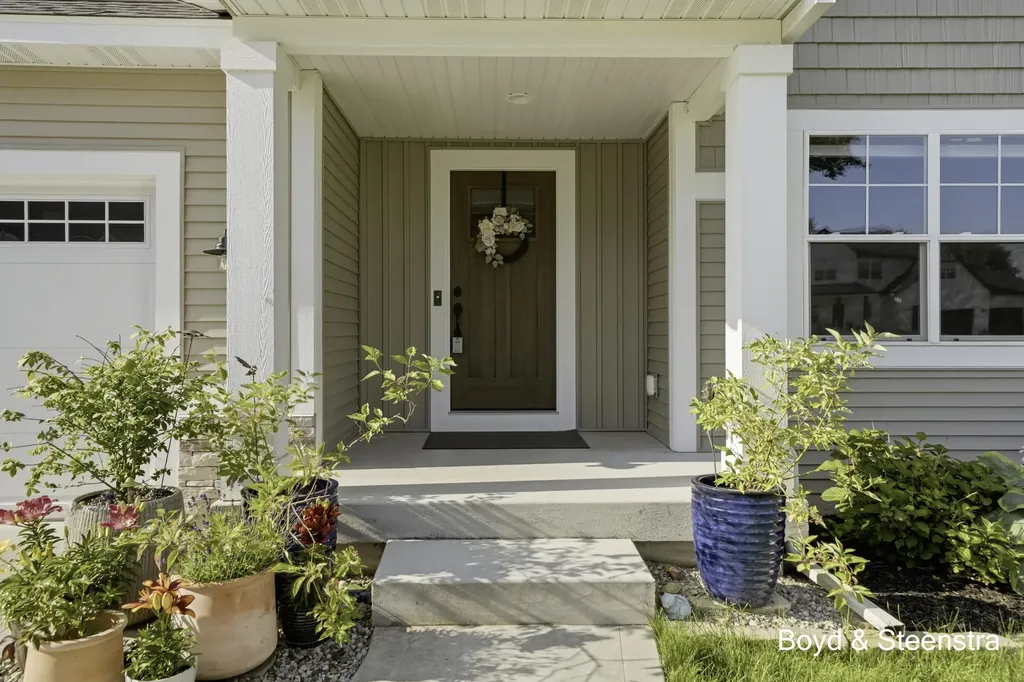 13092 Boulderway Trail Grand Haven Charter Township MI 49417