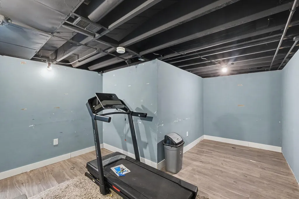 227 Leyden Avenue SW Grand Rapids City MI 49504