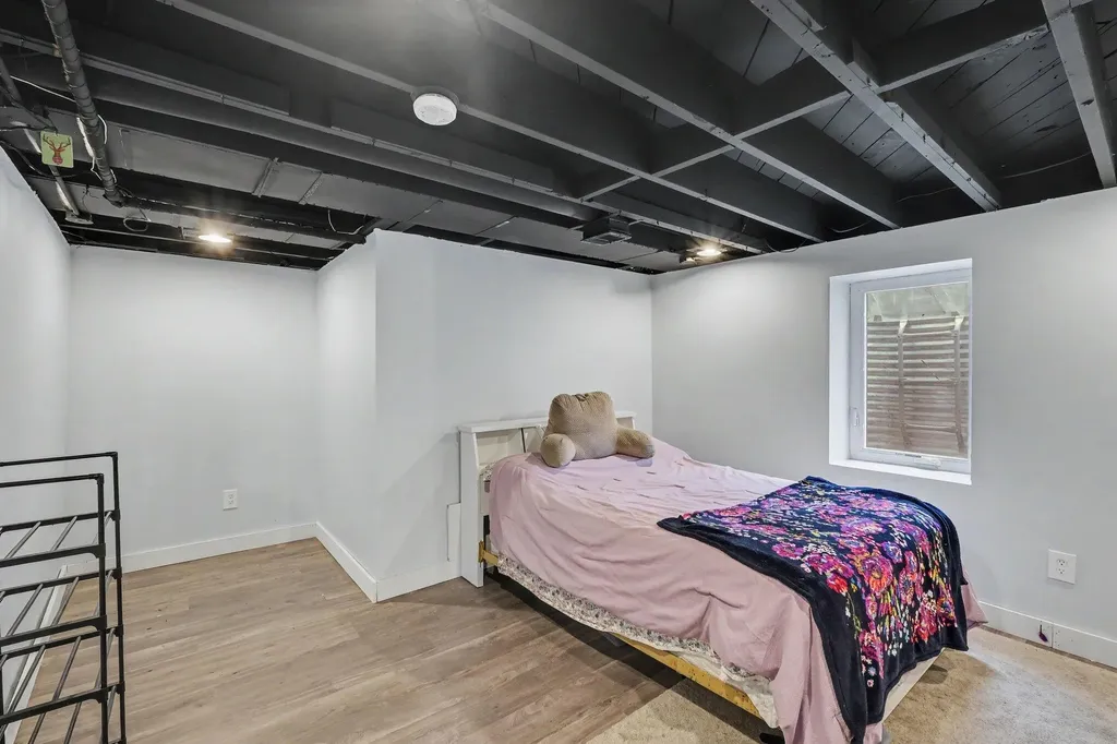227 Leyden Avenue SW Grand Rapids City MI 49504