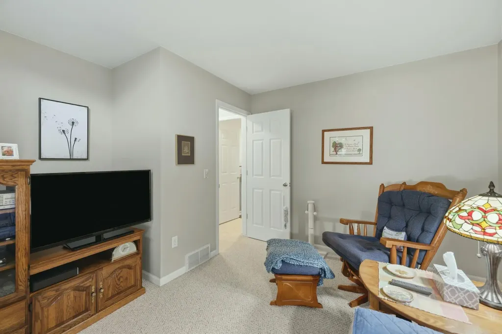 2203 Shetland Drive NE Grand Rapids City MI 49505
