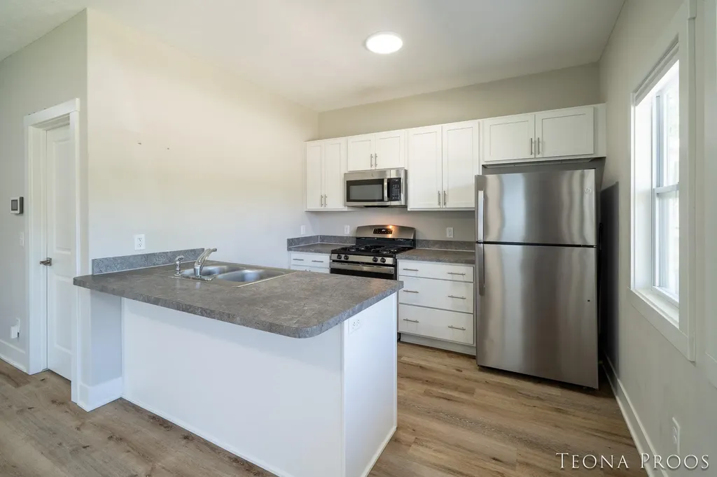 1379 Pine Street Muskegon City MI 49442