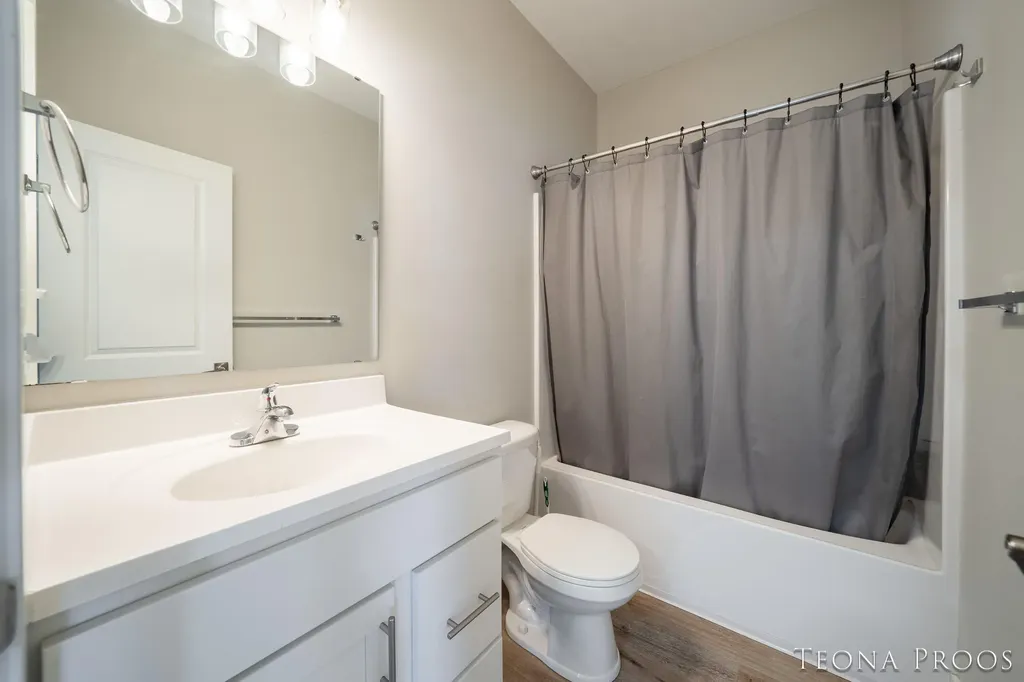1379 Pine Street Muskegon City MI 49442