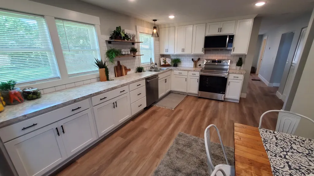 1350 Buffalo Avenue NE Grand Rapids City MI 49505