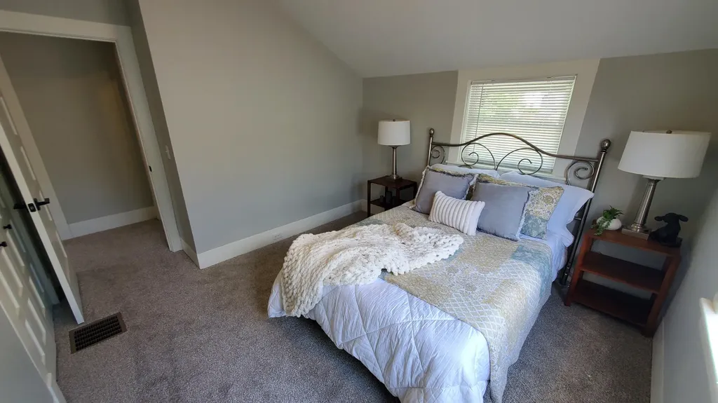 1350 Buffalo Avenue NE Grand Rapids City MI 49505