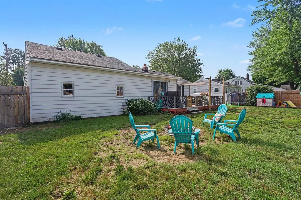 3335 Raffie Street Fruitport Charter Township MI 49444
