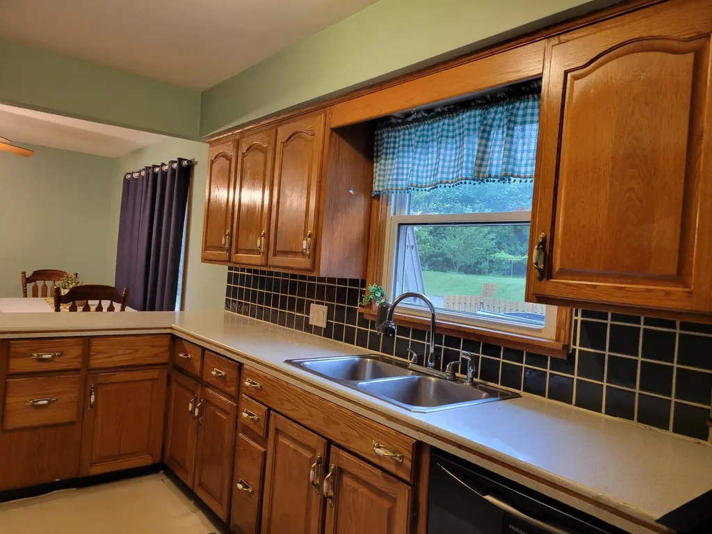 385 92nd Street SW Byron Township MI 49315