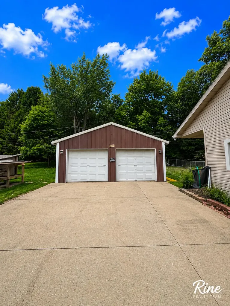 18 Grand Avenue Niles City MI 49120