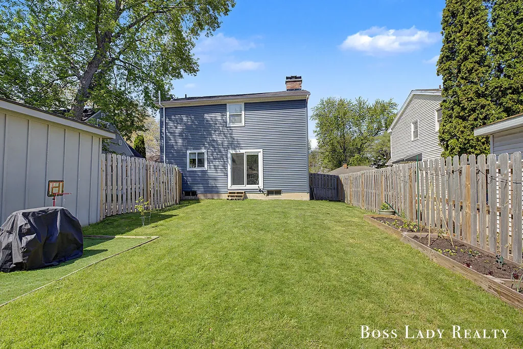 1512 Rossman Avenue SE Grand Rapids City MI 49507