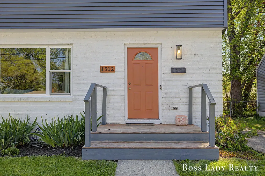 1512 Rossman Avenue SE Grand Rapids City MI 49507