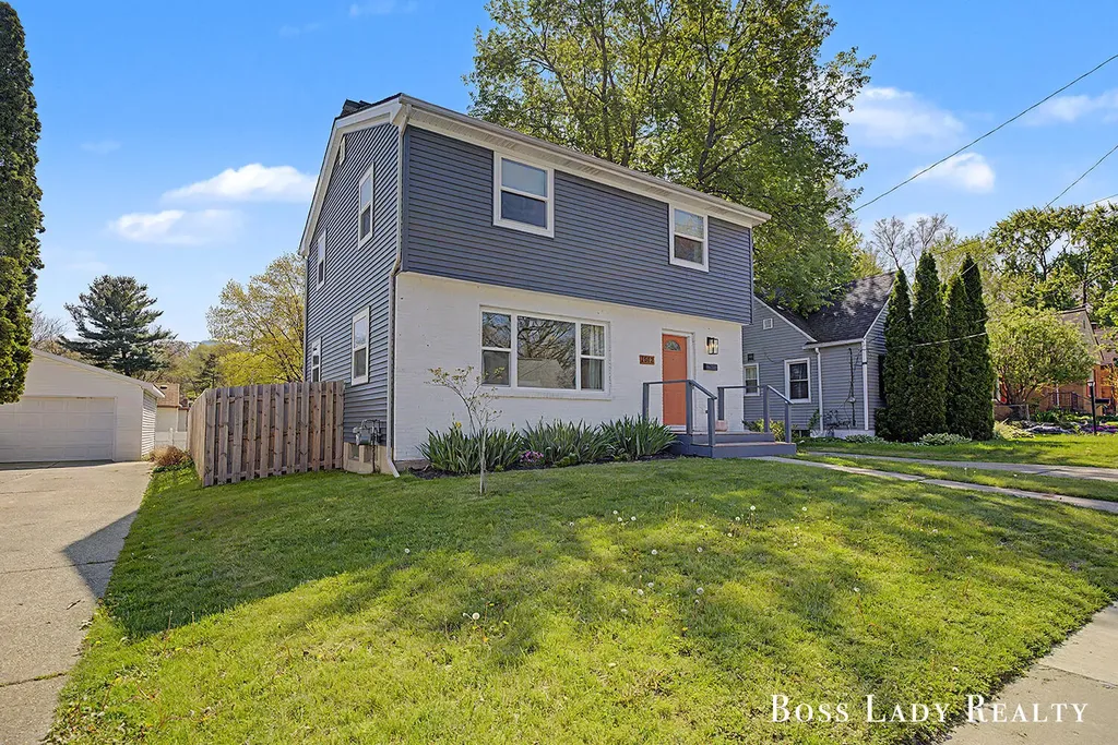 1512 Rossman Avenue SE Grand Rapids City MI 49507