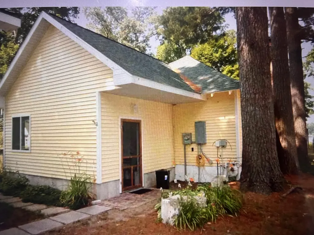 5343 S Front Street Croton Township MI 49337