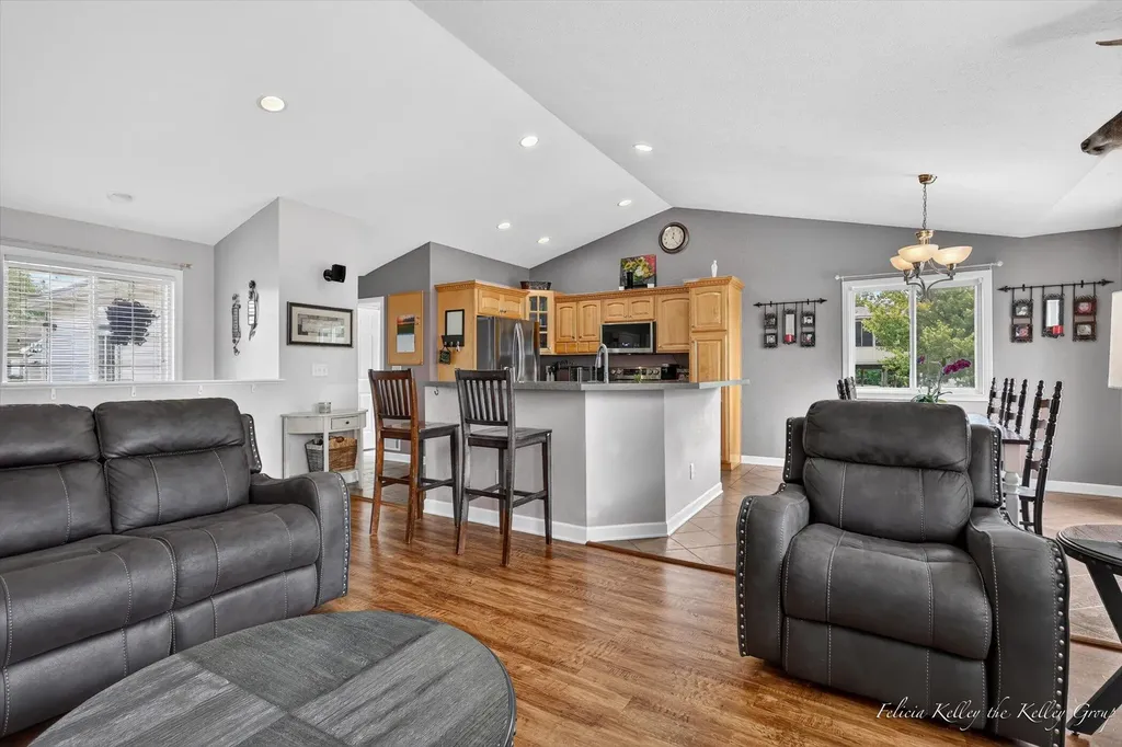 2033 Orchard Ridge Drive NW Walker City MI 49534