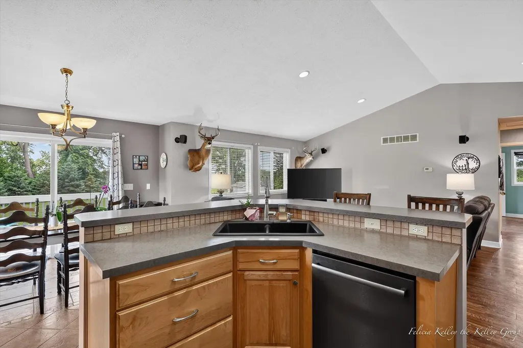 2033 Orchard Ridge Drive NW Walker City MI 49534