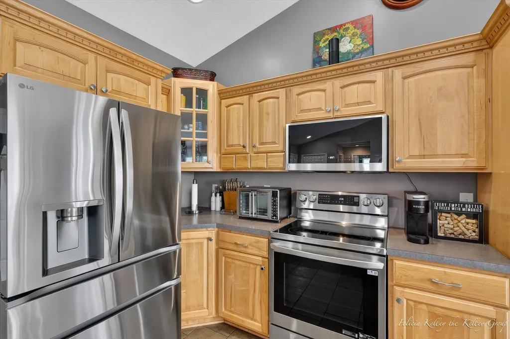 2033 Orchard Ridge Drive NW Walker City MI 49534