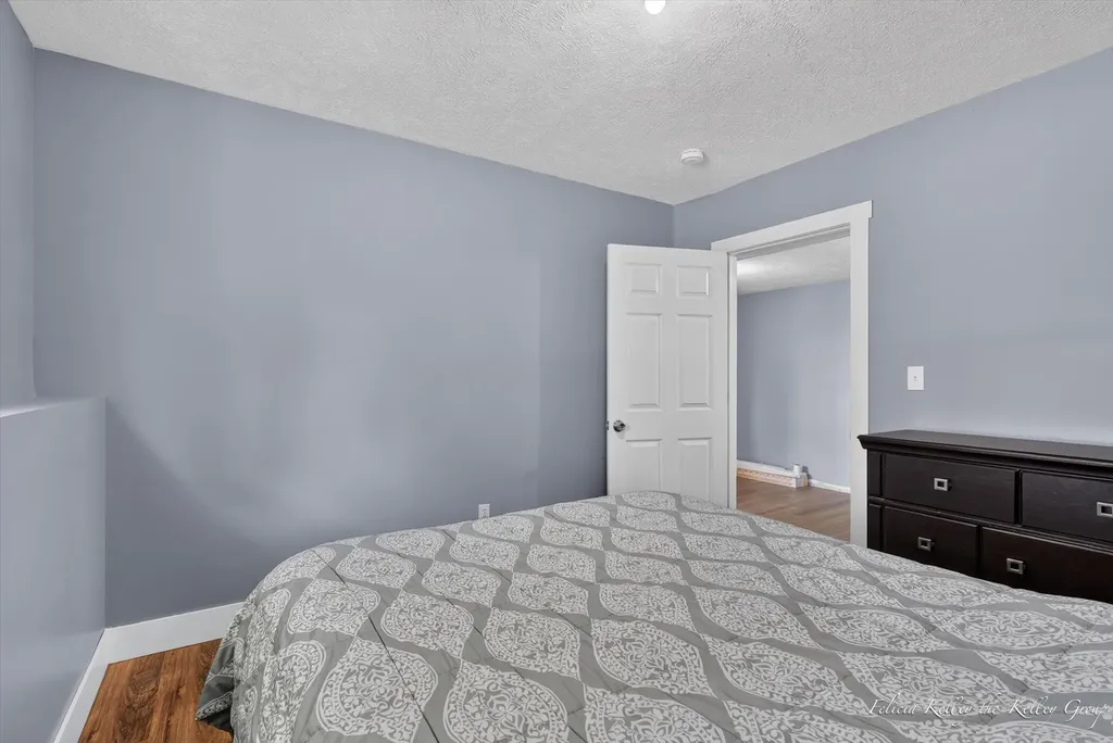 2033 Orchard Ridge Drive NW Walker City MI 49534