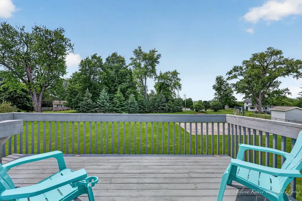 2033 Orchard Ridge Drive NW Walker City MI 49534