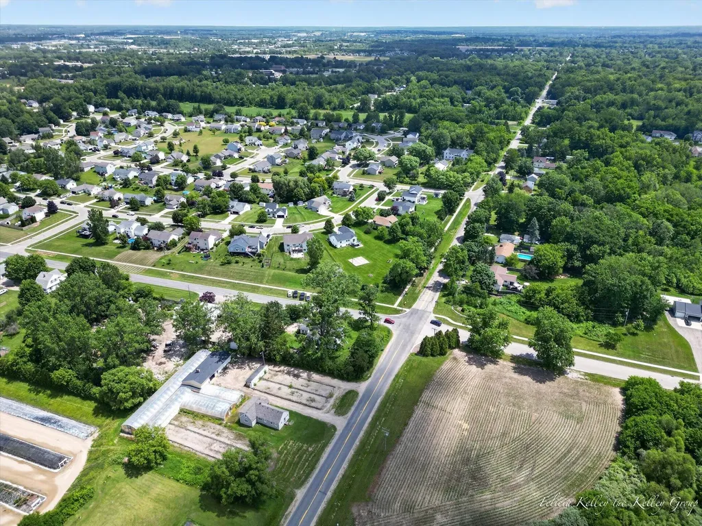 2033 Orchard Ridge Drive NW Walker City MI 49534
