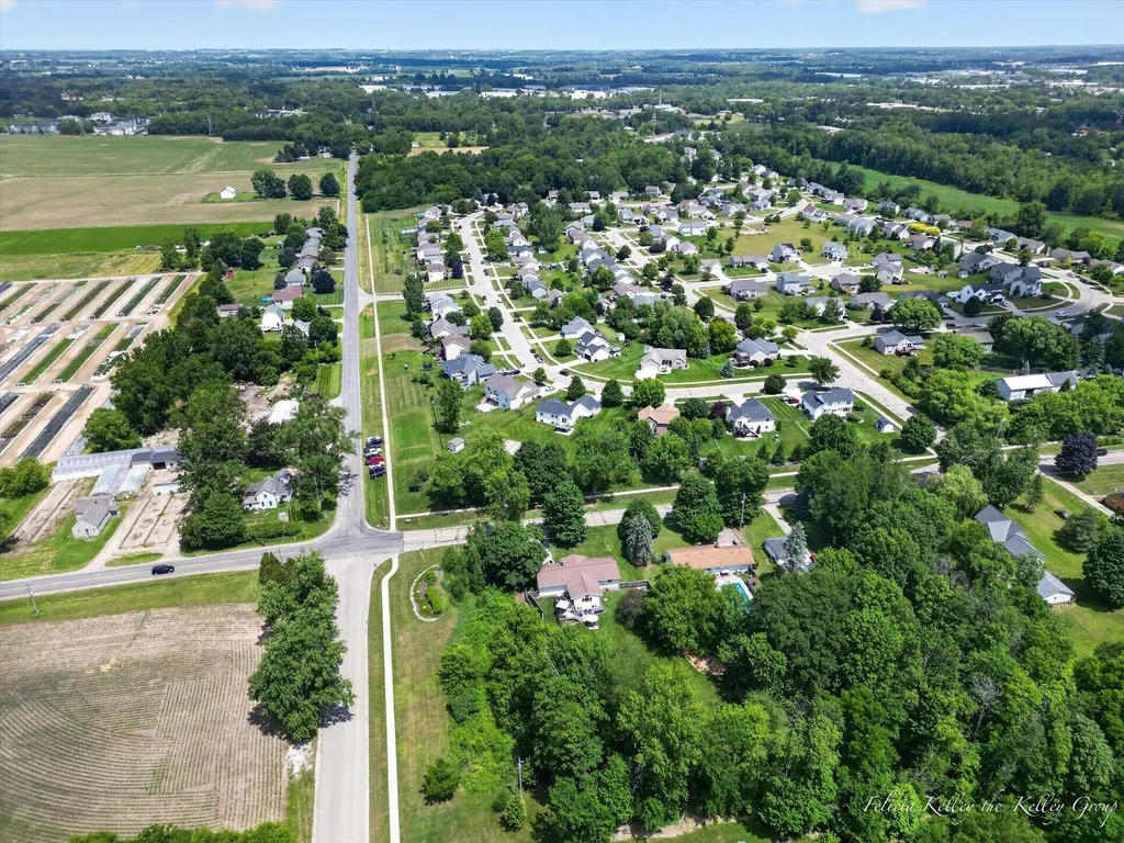 2033 Orchard Ridge Drive NW Walker City MI 49534