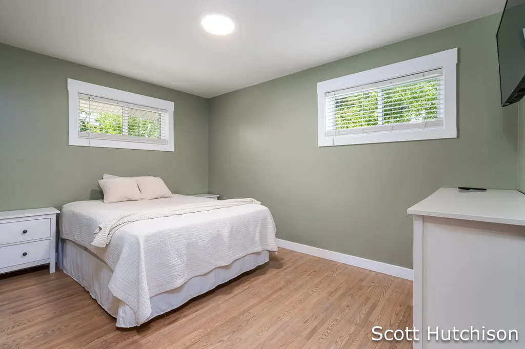 4171 Miramar Avenue NE Plainfield Charter Township MI 49525