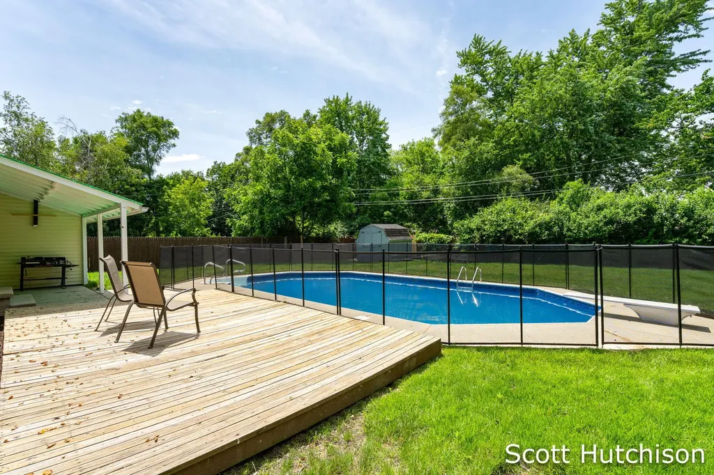 4171 Miramar Avenue NE Plainfield Charter Township MI 49525
