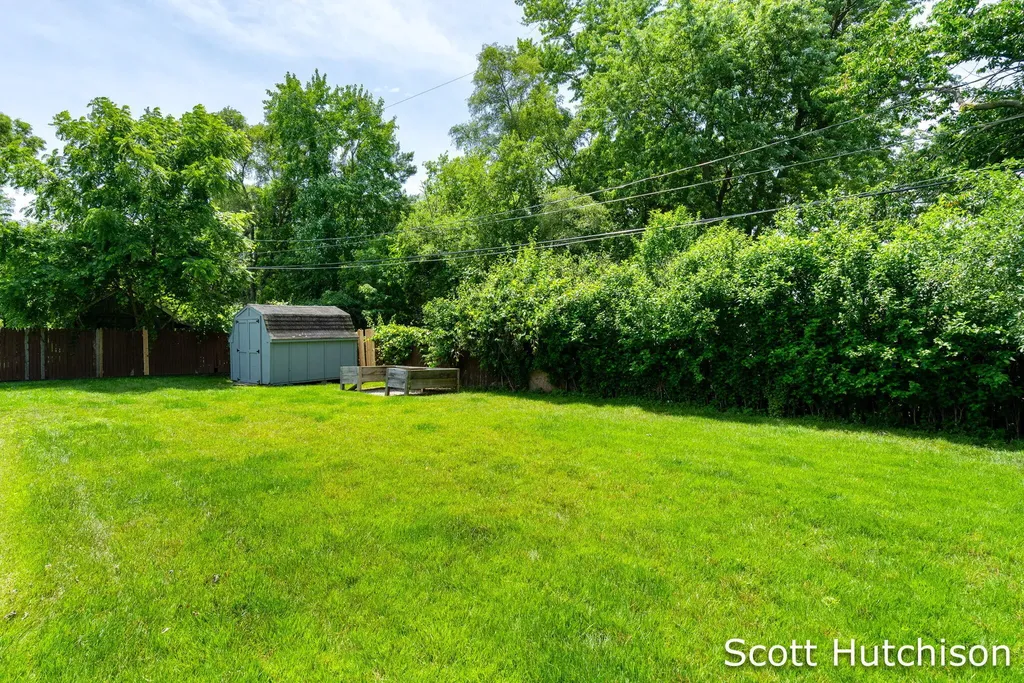 4171 Miramar Avenue NE Plainfield Charter Township MI 49525