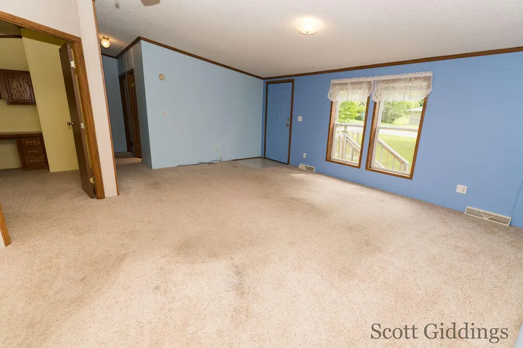 206 E 1st Street Stanton City MI 48888