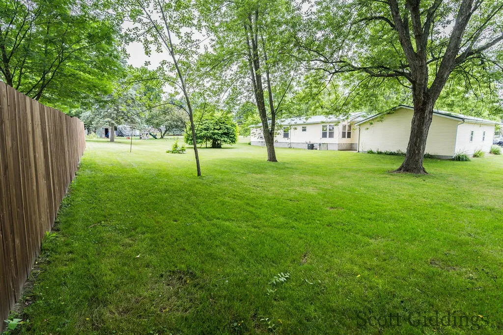 206 E 1st Street Stanton City MI 48888